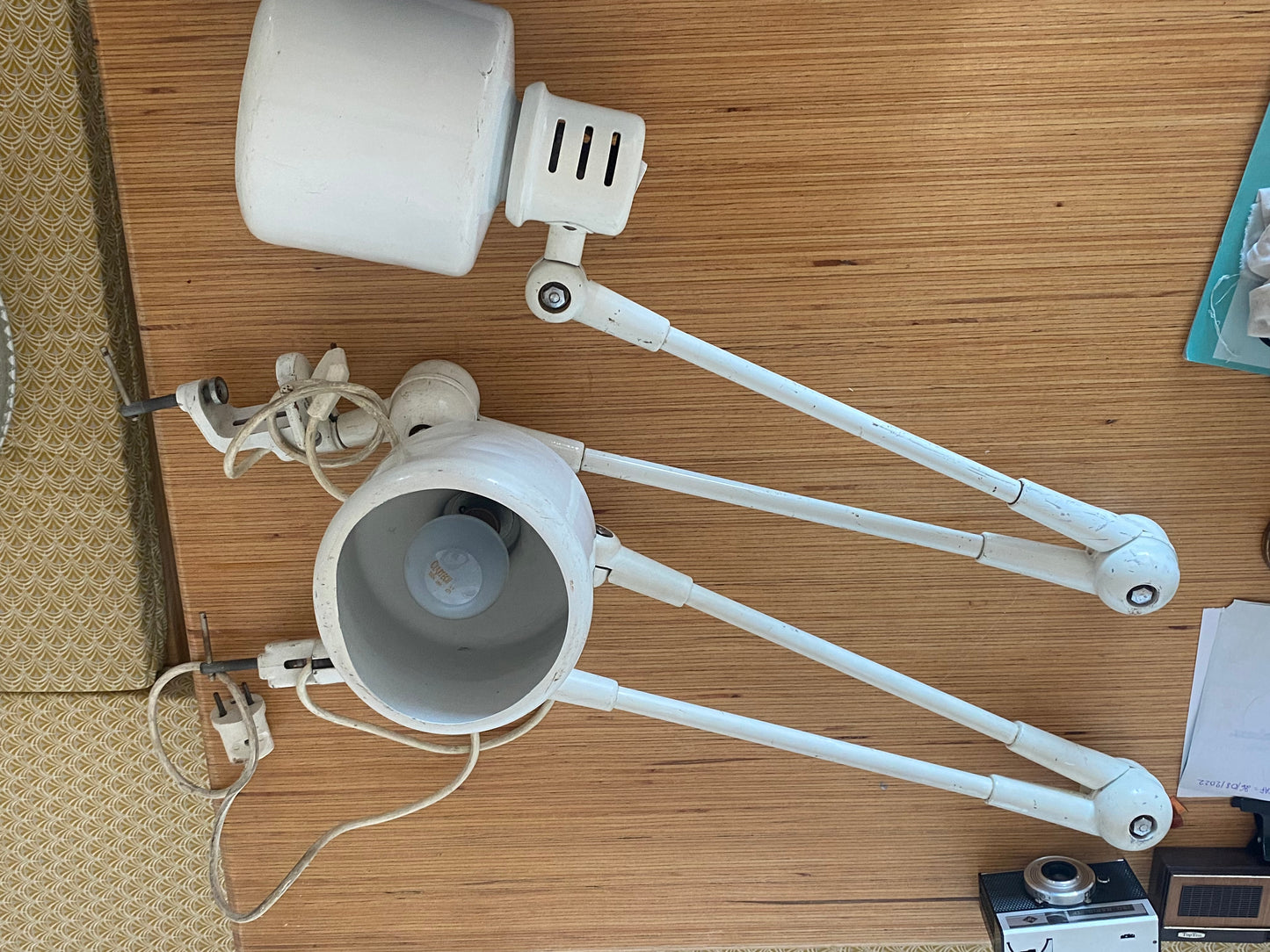 Paire de lampes industrielles