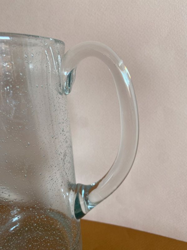 Pichet transparent en verre bullé vintage