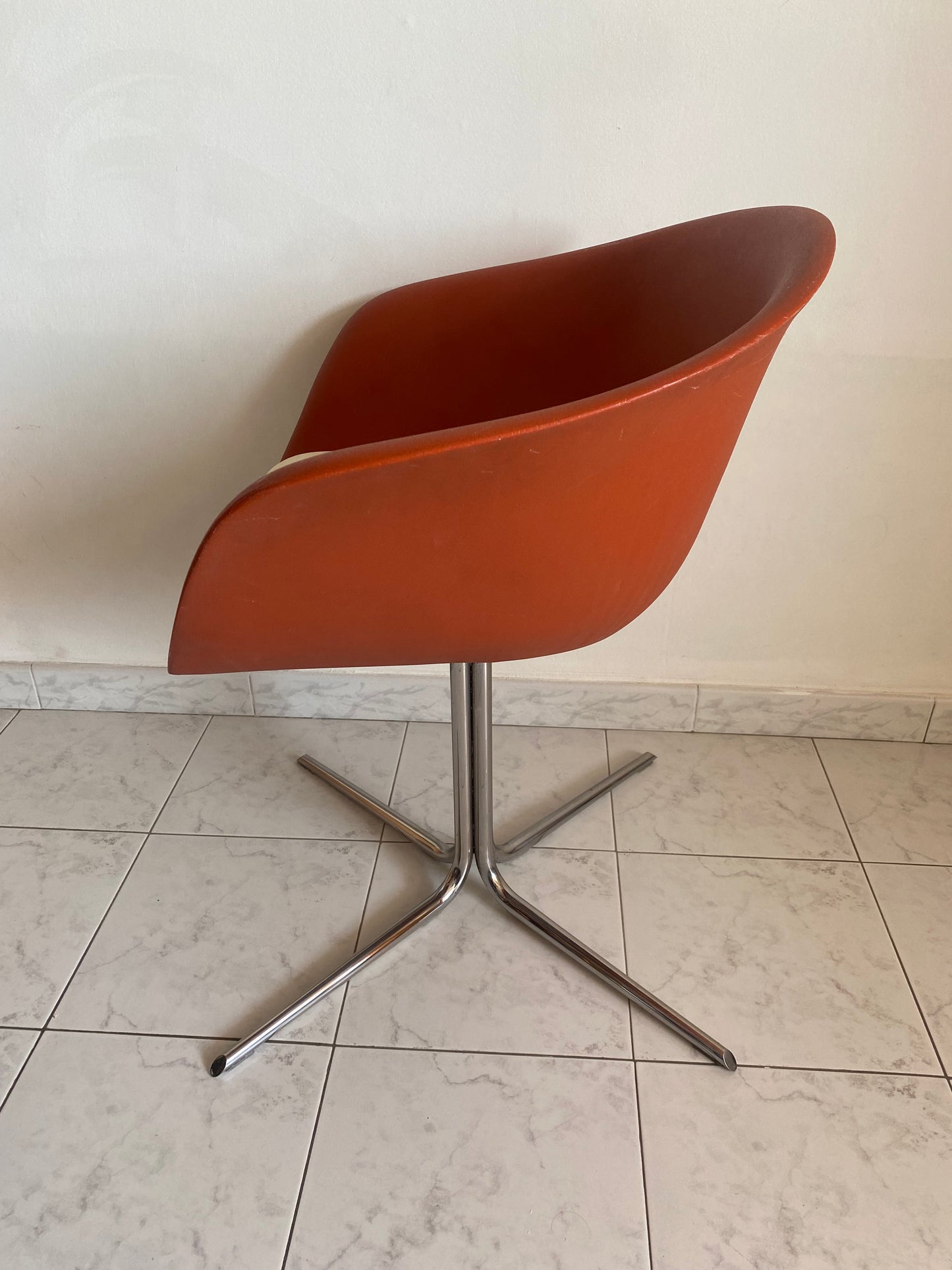 Fauteuil pivotant Arper Alter Molina Duna 02