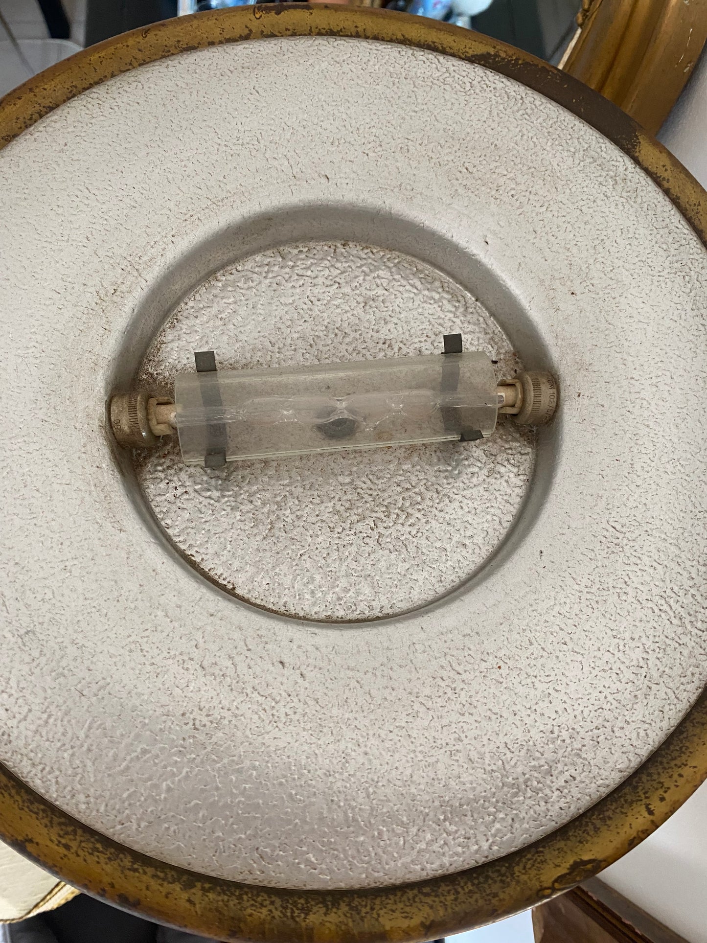 Lampe halogène en bronze