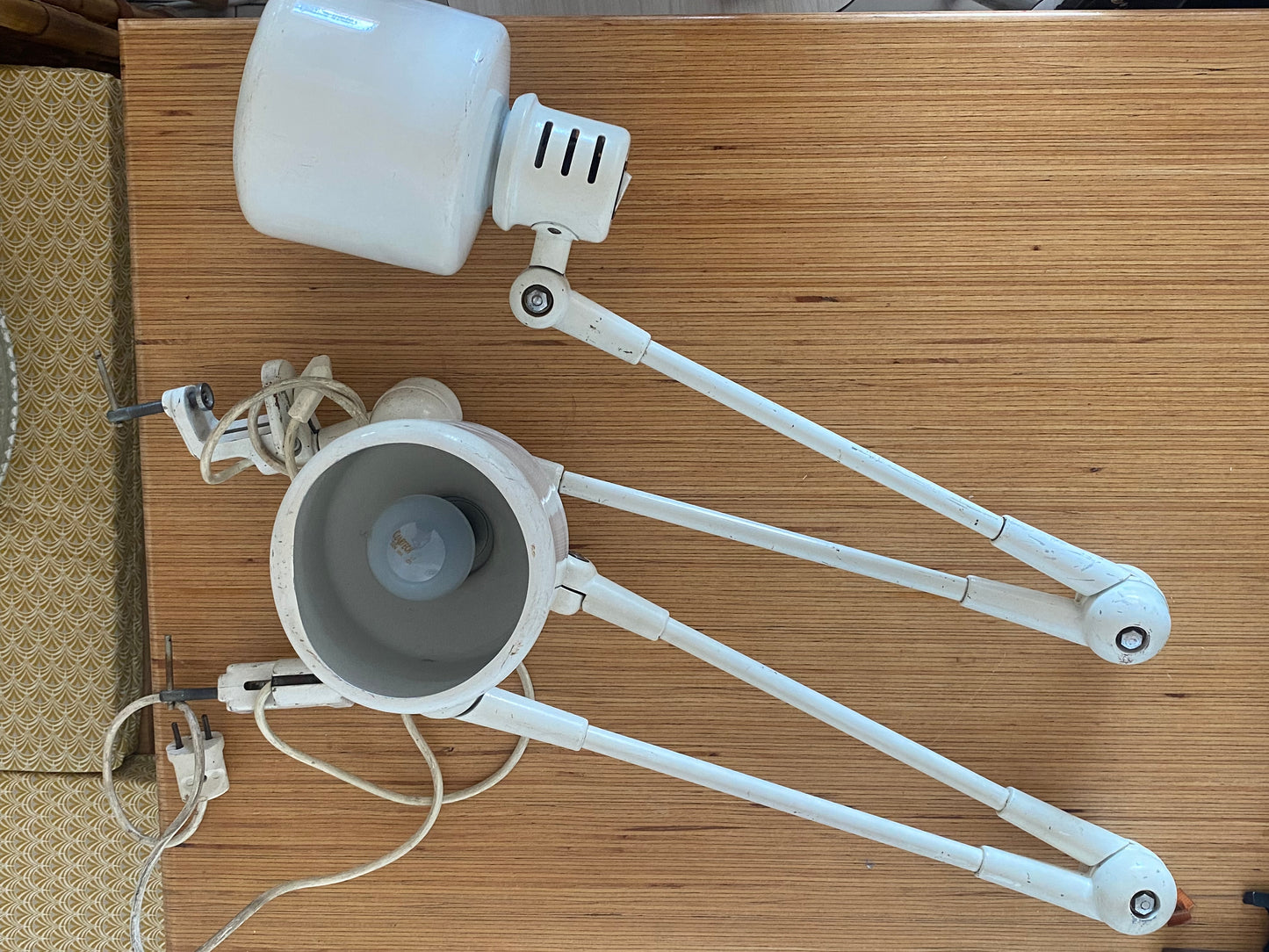 Paire de lampes industrielles