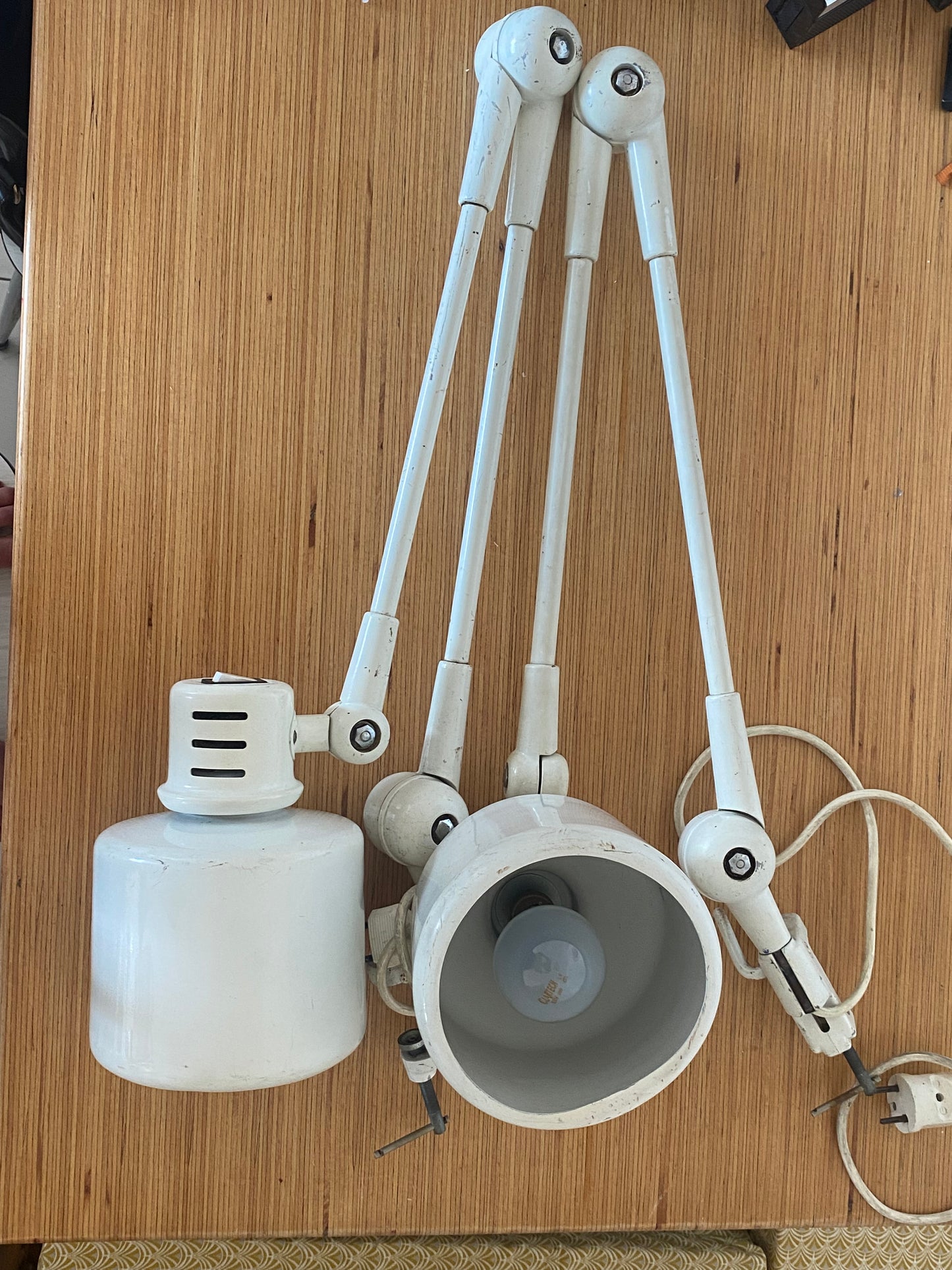 Paire de lampes industrielles