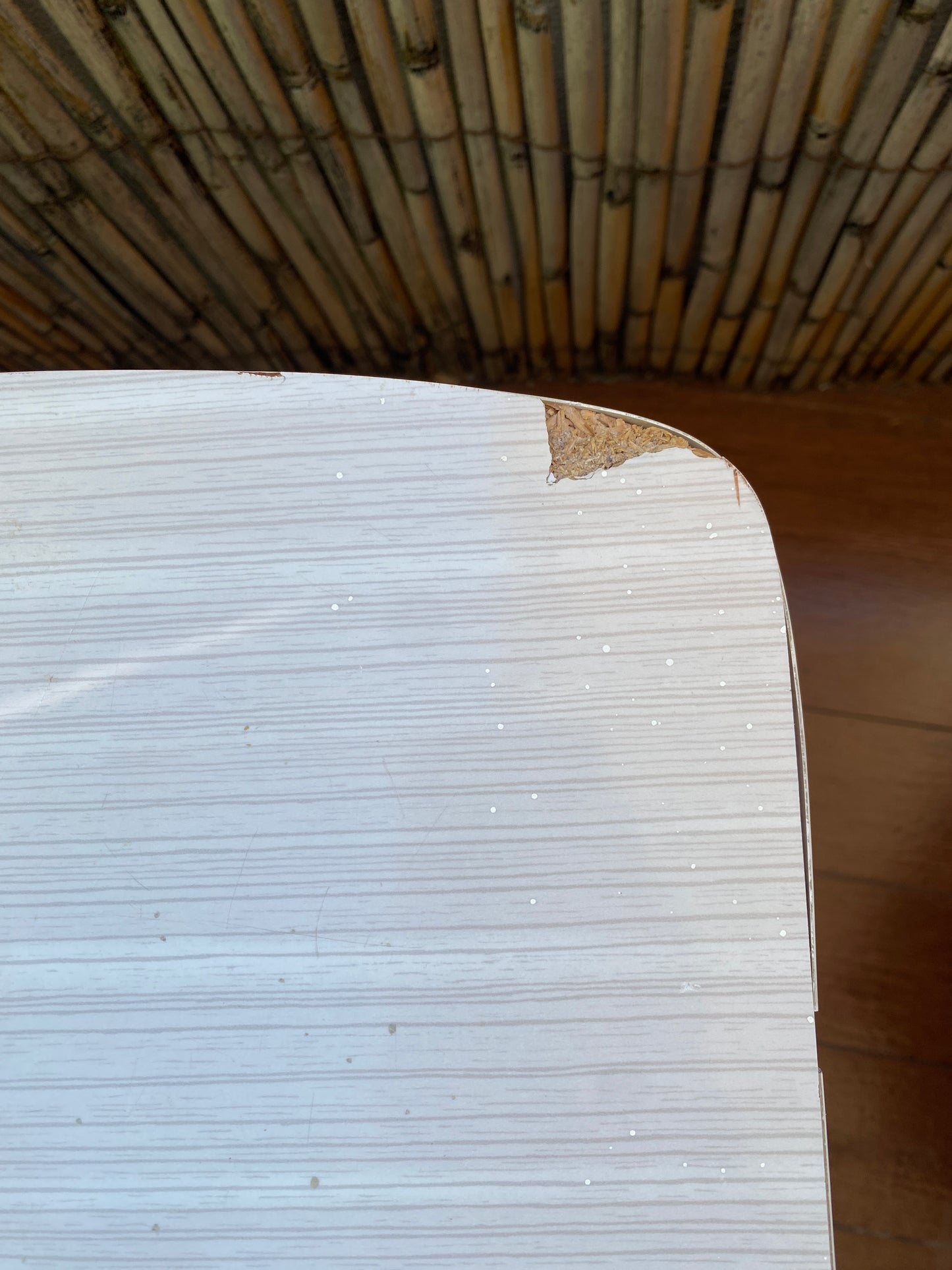 Tabouret escabeau escamotable Formica