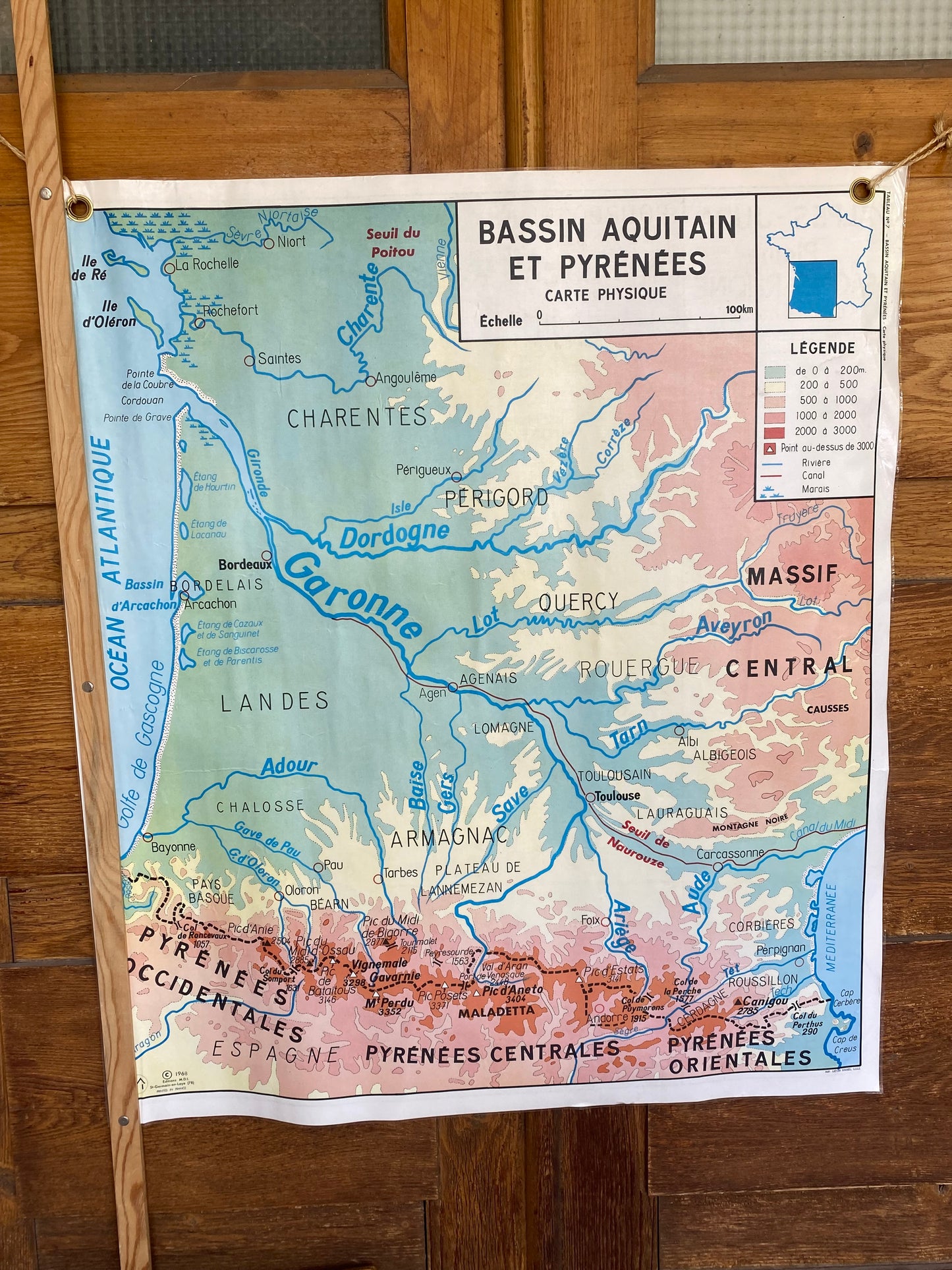 Carte de géographie scolaire ancienne Alpes Jura Bassin Aquitain et Pyrenées