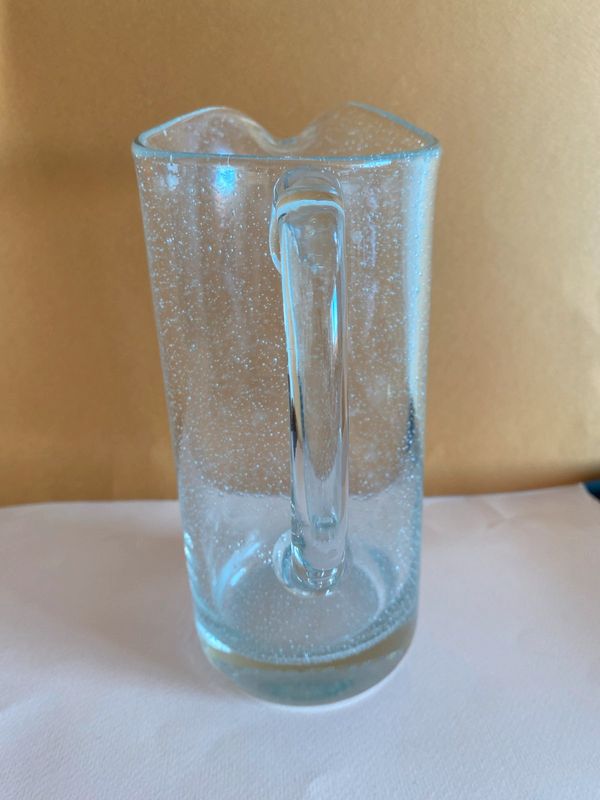 Pichet transparent en verre bullé vintage
