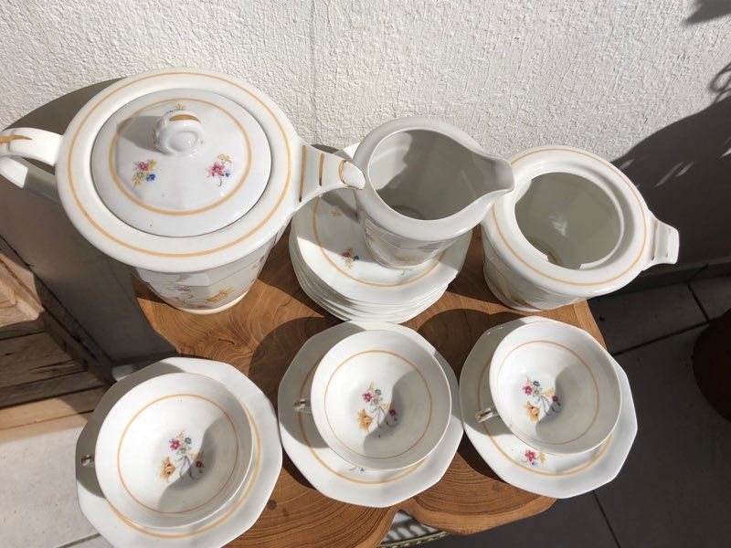 Service a thé G Boyer en porcelaine de Limoges