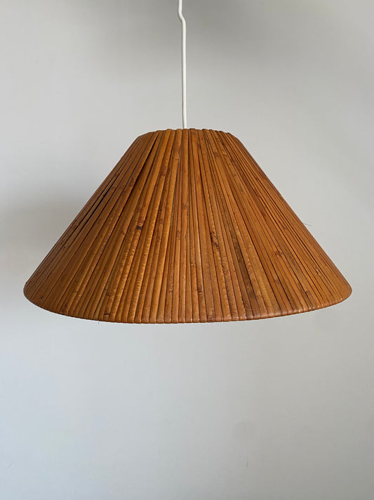 Suspension en osier vintage