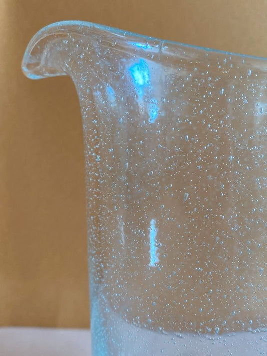 Pichet transparent en verre bullé vintage