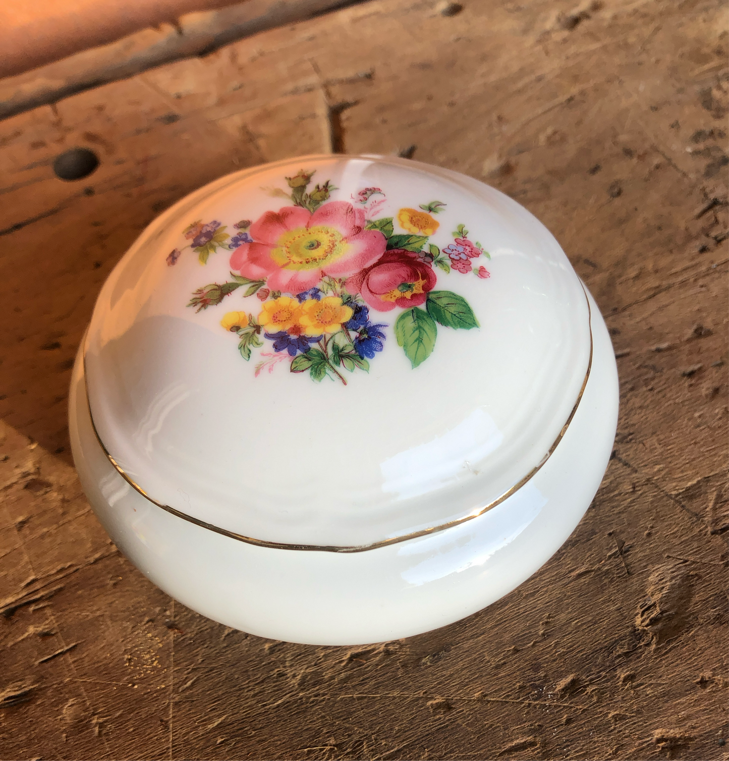 Boite à bijoux en porcelaine