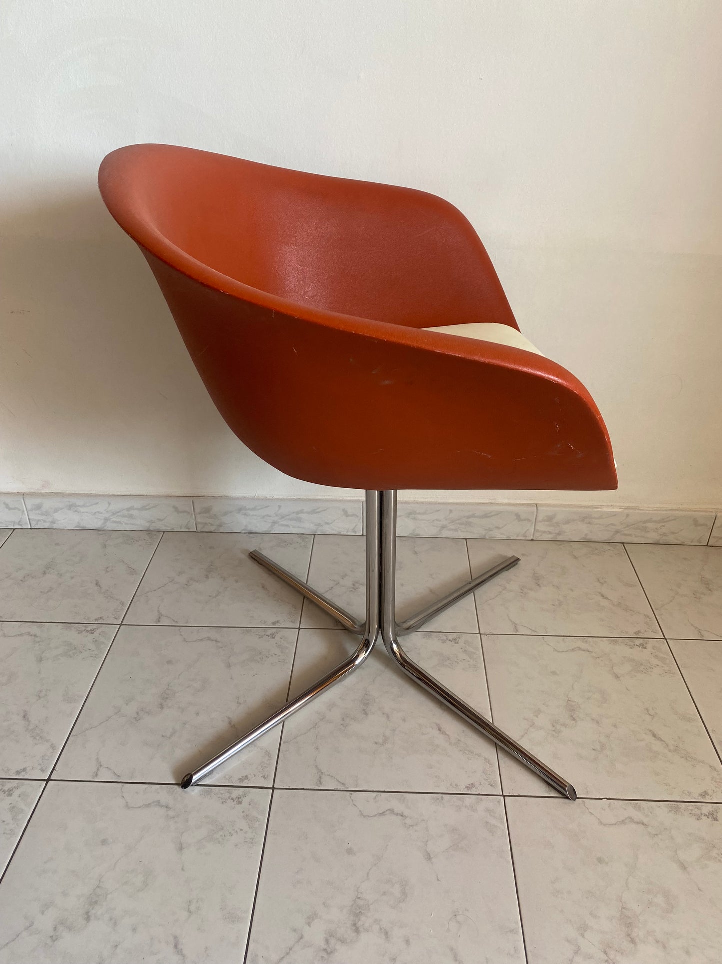 Fauteuil pivotant Arper Alter Molina Duna 02