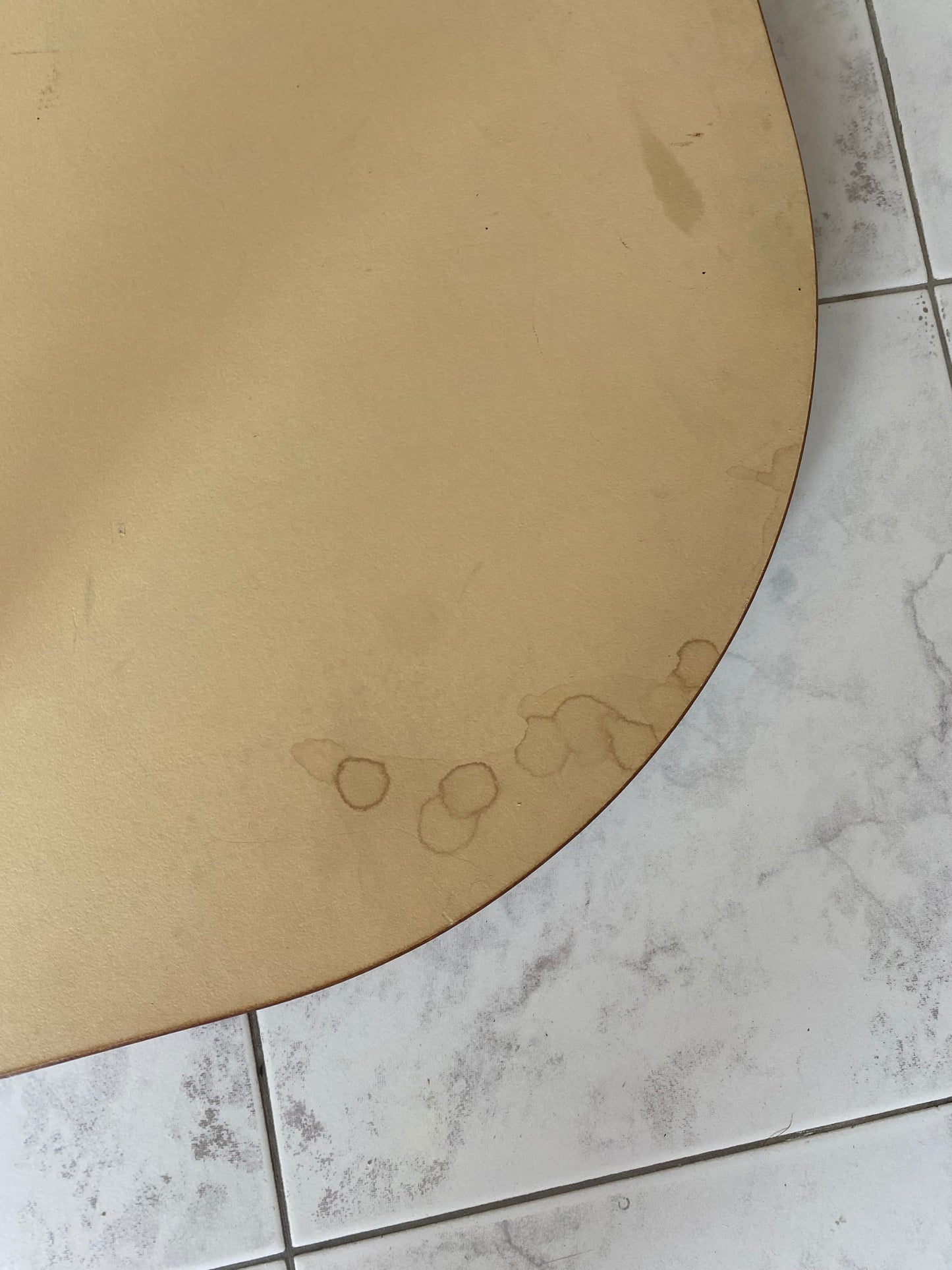 Table et chaises Fusion Ikea par Sandra Kragnert