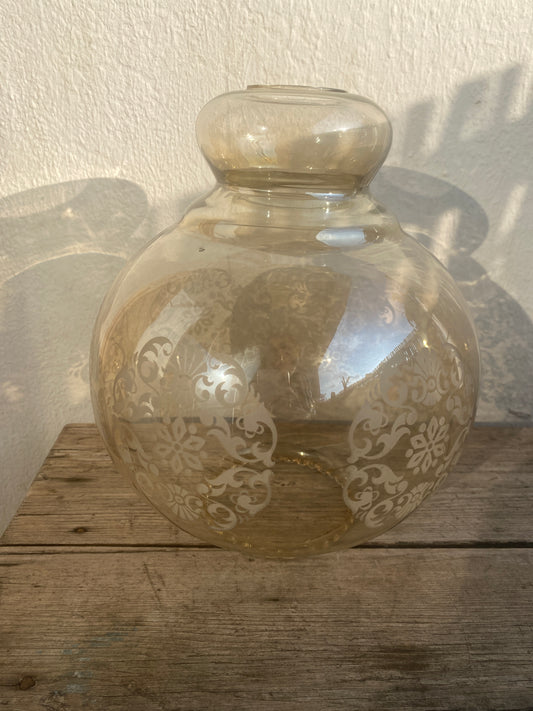 Baladeuse transparente vintage