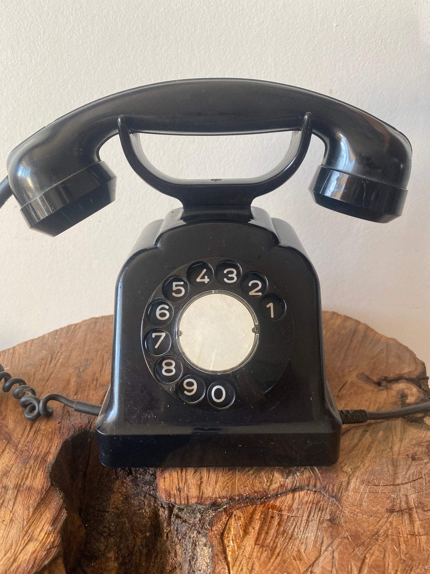 Téléphone vintage en Bakélite