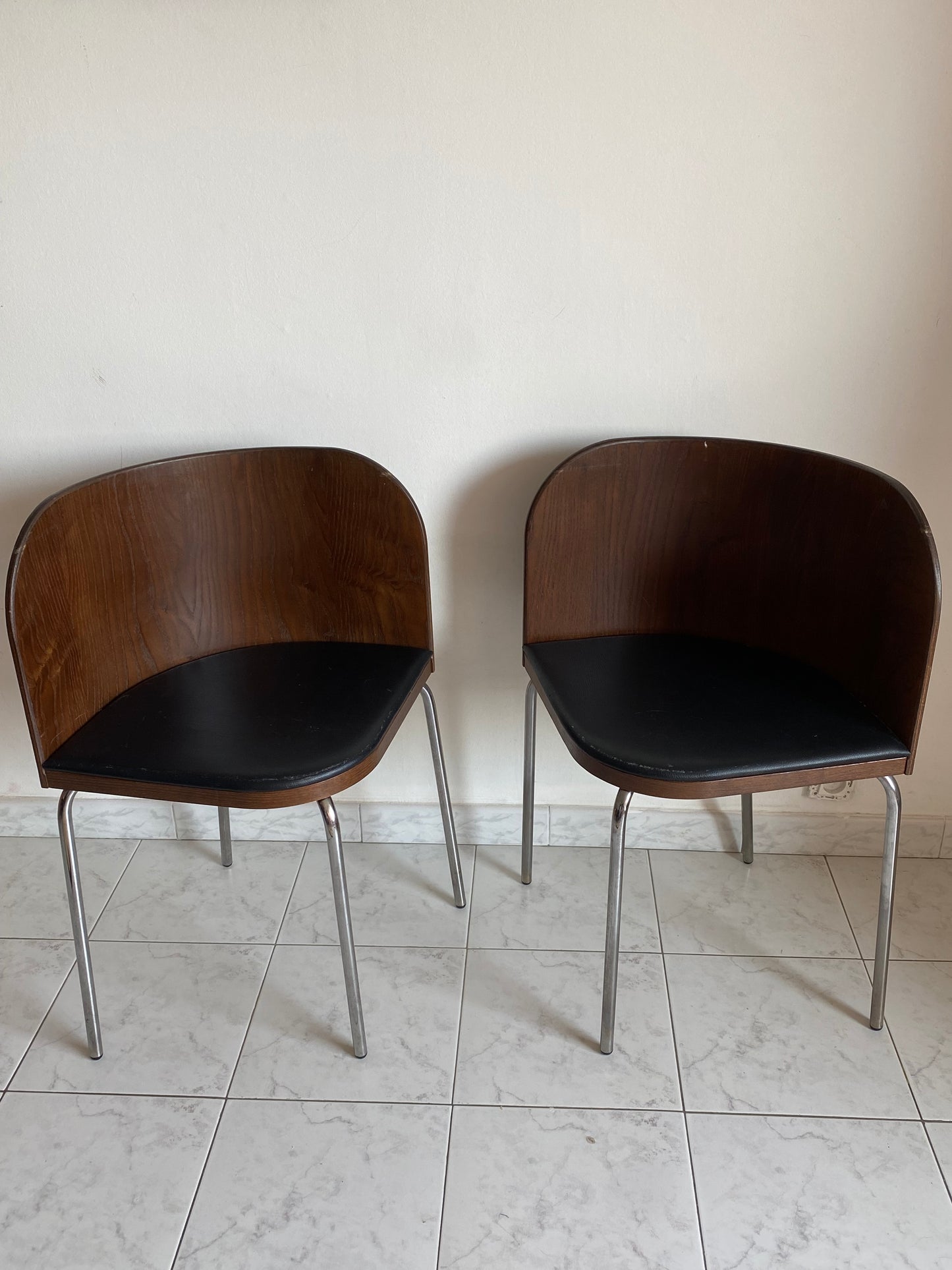 Table et chaises Fusion Ikea par Sandra Kragnert