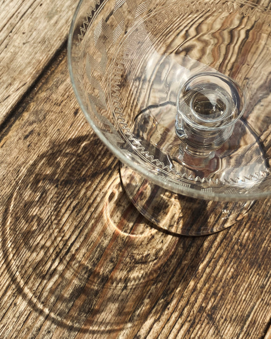 4 verres a champagne en cristal gravé et soufflé