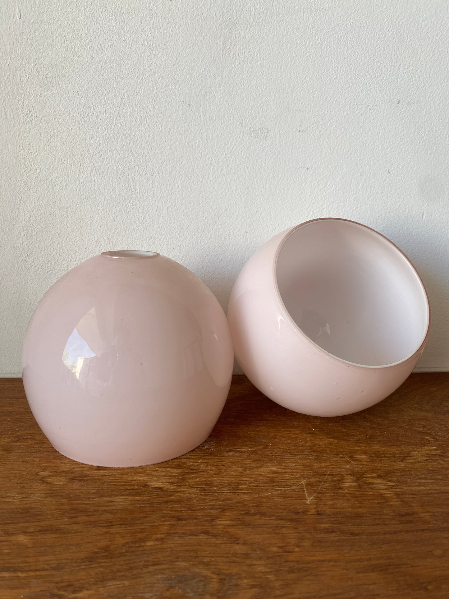 Duo de suspension en opaline vintage